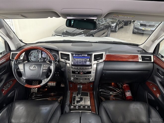 Lexus LX 570 2013, 100,000 km - 5.7 l - Bakı