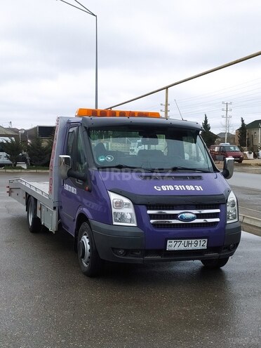 Ford Transit-1
