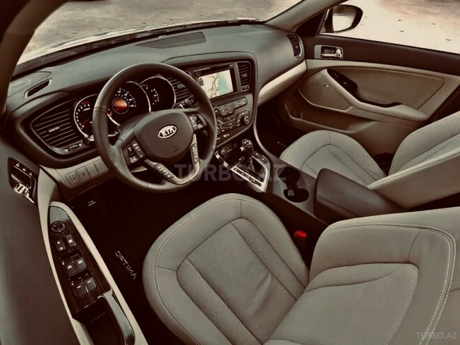 Kia Optima 2011, 228,000 km - 2.0 л - Bakı
