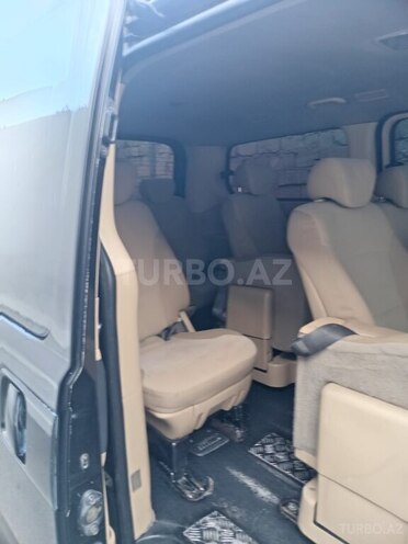 Hyundai H-1 2010, 400,000 km - 2.5 l - Bakı