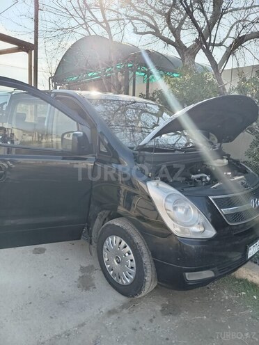 Hyundai H-1 2010, 400,000 km - 2.5 l - Bakı
