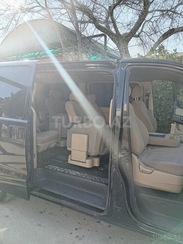 Hyundai H-1 2010, 400,000 km - 2.5 l - Bakı