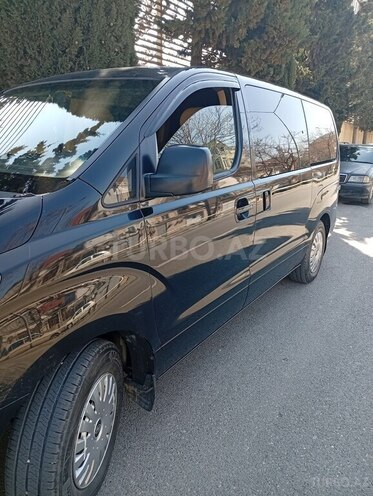 Hyundai H-1 2010, 400,000 km - 2.5 l - Bakı
