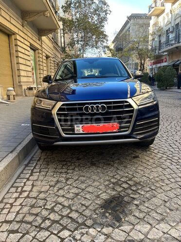 Audi Q5 2017, 45,000 km - 2.0 l - Bakı