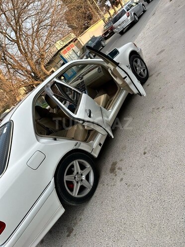 Mercedes C 230 1997, 270,189 km - 2.3 l - Bakı