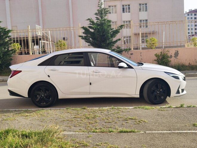 Hyundai Elantra 2021, 100,000 km - 1.6 l - Bakı