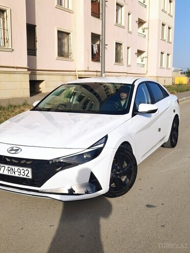 Hyundai Elantra 2021, 100,000 km - 1.6 l - Bakı