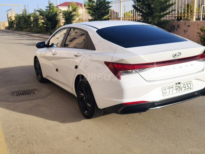 Hyundai Elantra 2021, 100,000 km - 1.6 l - Bakı