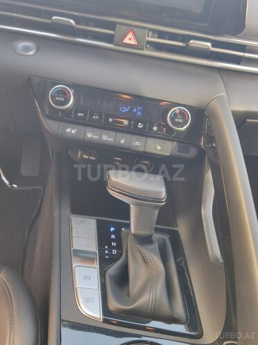 Hyundai Elantra 2021, 100,000 km - 1.6 l - Bakı