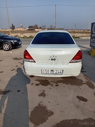 Nissan Sunny 2010, 328,000 km - 1.6 l - Bakı
