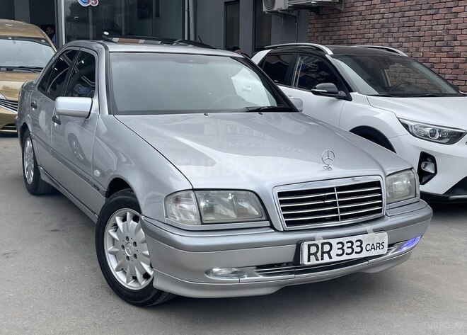 Mercedes C 180-9