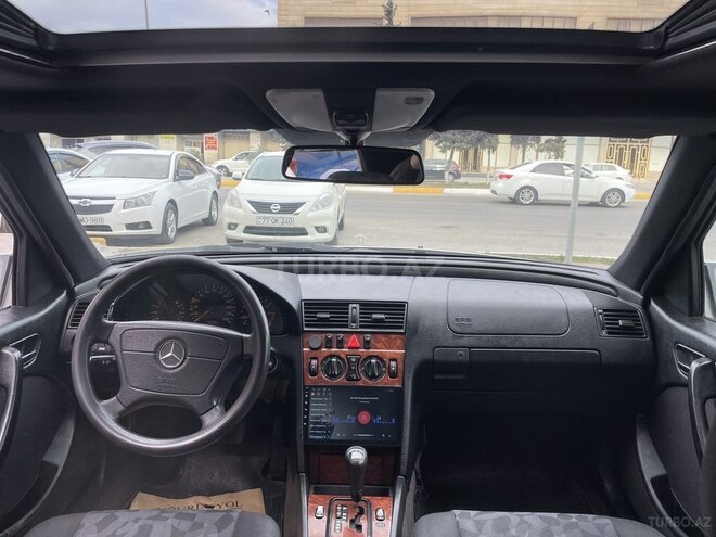 Mercedes C 180-11