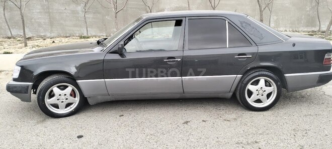 Mercedes E 230 1992, 400,000 km - 2.3 l - Bakı