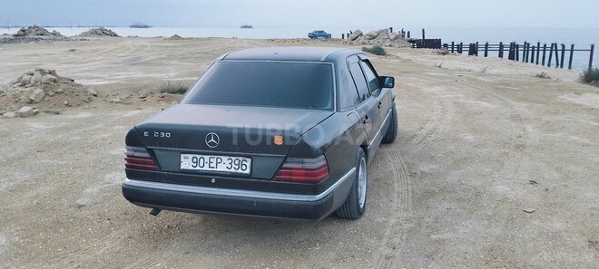 Mercedes E 230 1992, 400,000 km - 2.3 l - Bakı
