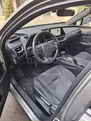 Lexus UX 250h 2023, 55,000 km - 2.0 л - Bakı