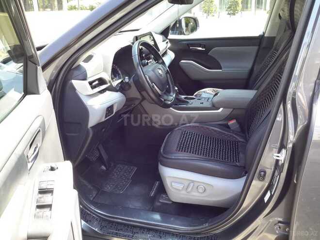 Toyota Highlander 2022, 41,000 km - 2.5 л - Bakı