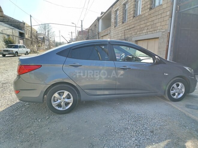 Hyundai Accent 2015, 110,000 km - 1.6 l - Gəncə