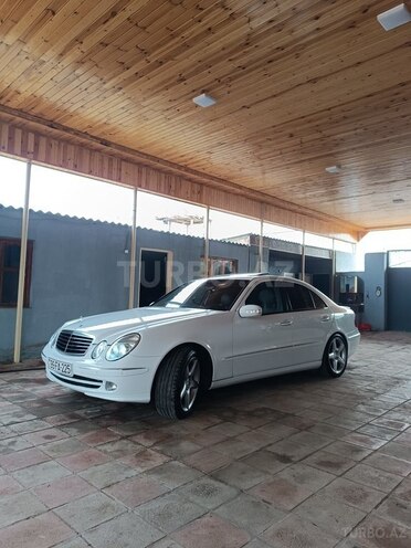 Mercedes E 220 d 2002, 359,900 km - 2.2 l - Beyləqan