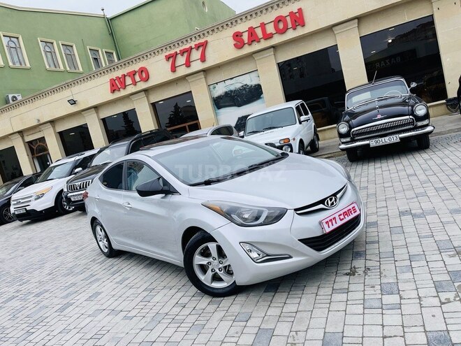 Hyundai Elantra-2