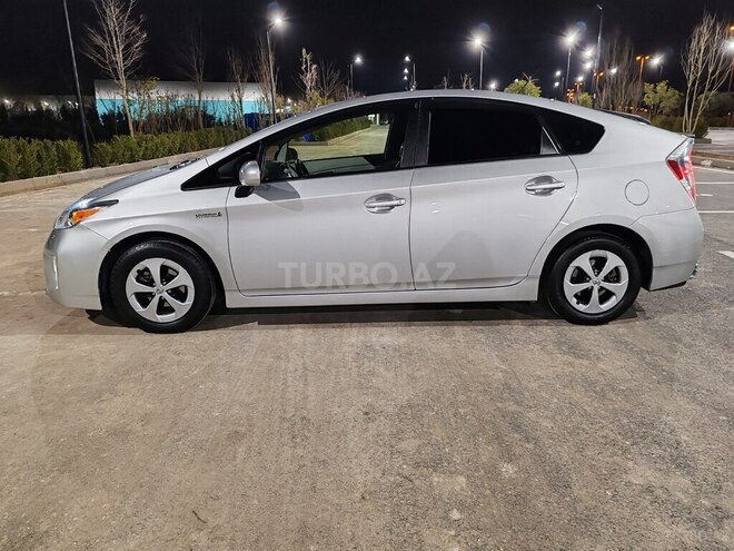 Toyota Prius 2013, 220,135 km - 1.8 л - Bakı