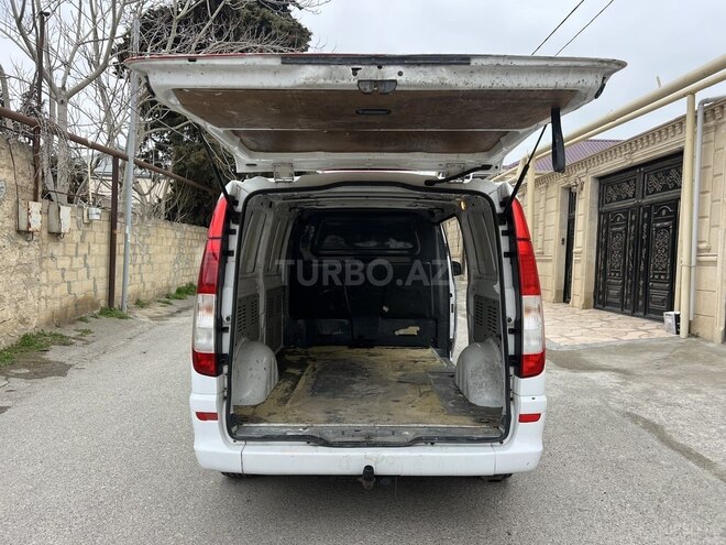 Mercedes Vito 2008, 322,585 km - 3.0 l - Bakı