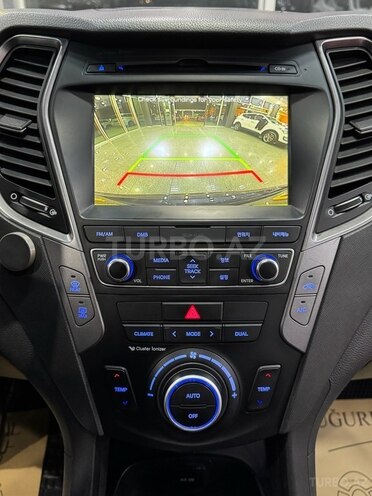 Hyundai Santa Fe-16