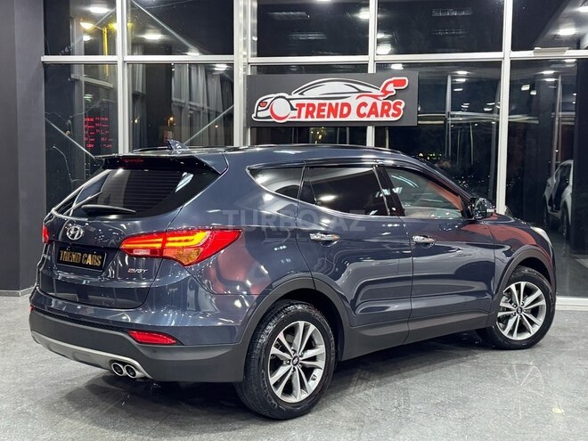 Hyundai Santa Fe-5