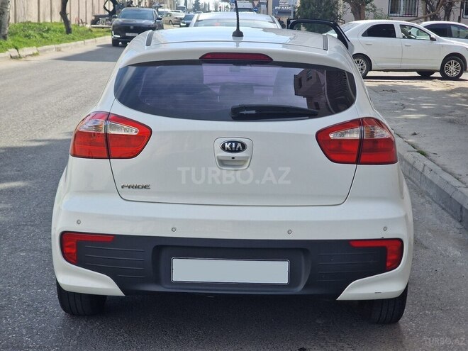 Kia Rio 2016, 130,000 km - 1.4 l - Bakı