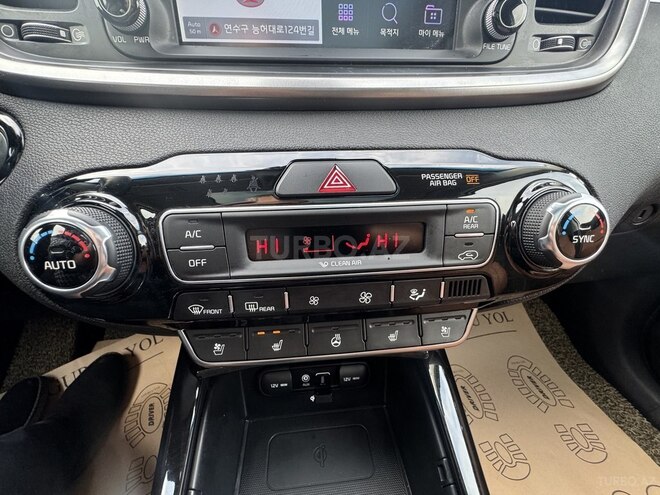 Kia Sorento-17