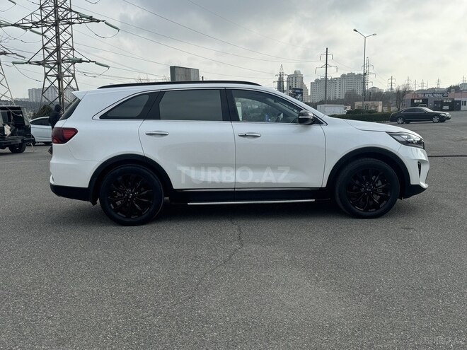 Kia Sorento-4
