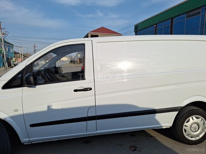 Mercedes Vito 111 2010, 209,000 km - 2.2 л - Sumqayıt