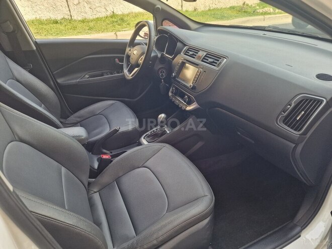 Kia Rio 2016, 130,000 km - 1.4 l - Bakı