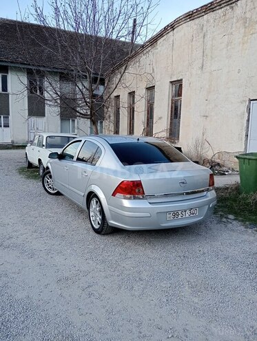 Opel Astra 2008, 280,000 km - 1.3 l - Zaqatala