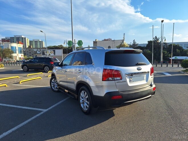 Kia Sorento 2009, 199,800 km - 2.0 l - Bakı