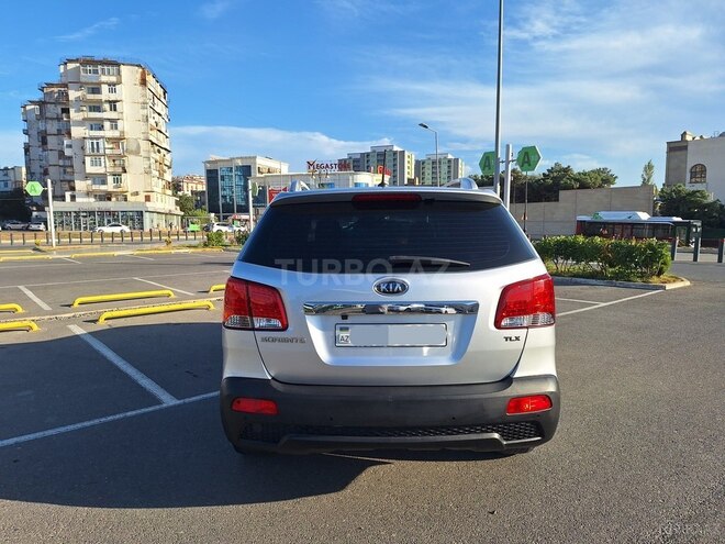 Kia Sorento 2009, 199,800 km - 2.0 l - Bakı