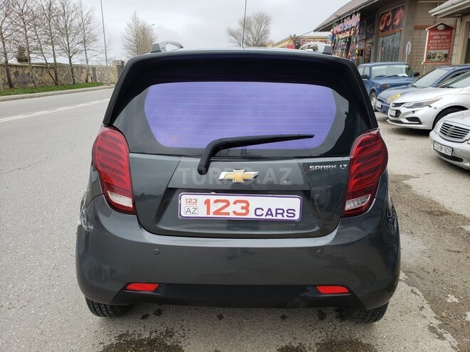 Chevrolet Spark-8