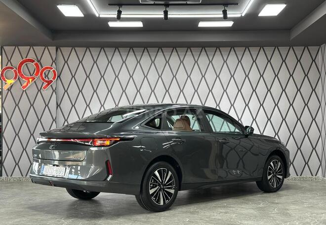 Changan Qiyuan A05 2025, 0 km - 1.5 л - Bakı