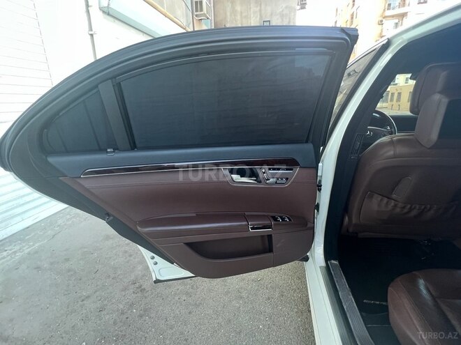 Mercedes S 500 2011, 137,000 km - 4.7 л - Bakı