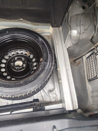 Mercedes E 200 1998, 329,000 km - 2.0 l - Xaçmaz