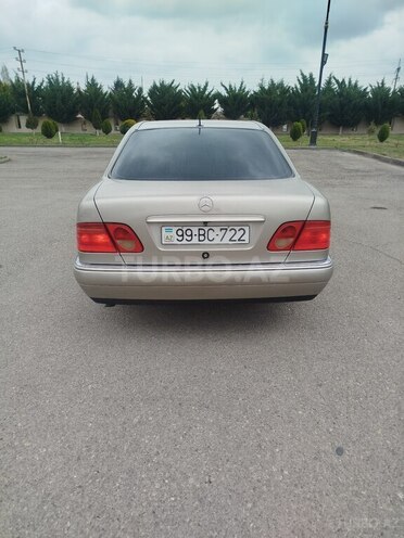 Mercedes E 200 1998, 329,000 km - 2.0 l - Xaçmaz