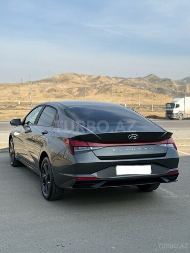 Hyundai Elantra 2023, 18,700 km - 1.6 l - Bakı