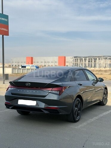 Hyundai Elantra 2023, 18,700 km - 1.6 l - Bakı