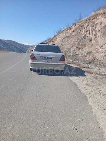 Mercedes C 240 2000, 342,000 km - 2.4 л - Bakı