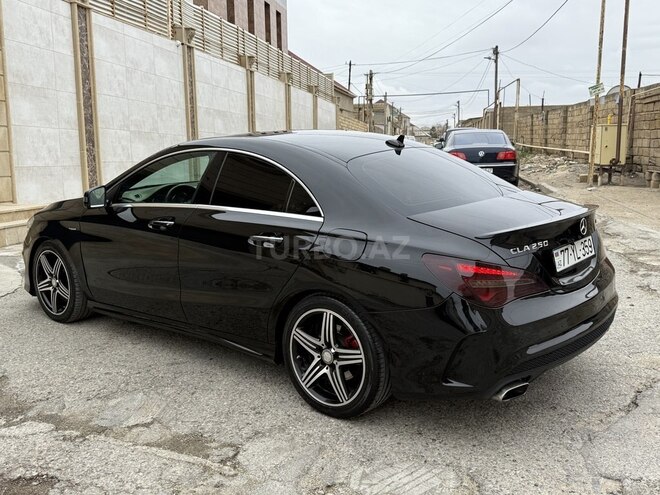 Mercedes CLA 250 4MATIC 2016, 131,300 km - 2.0 л - Bakı