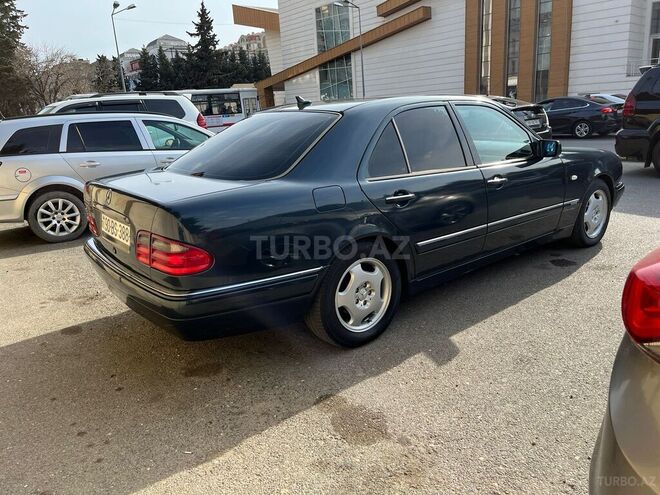 Mercedes E 240 1998, 350,000 km - 2.4 l - Bakı