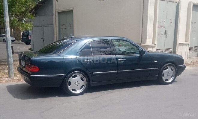 Mercedes E 240 1998, 350,000 km - 2.4 l - Bakı