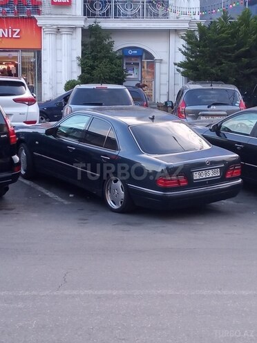 Mercedes E 240 1998, 350,000 km - 2.4 l - Bakı