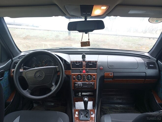 Mercedes C 180 1997, 462,000 km - 1.8 l - Şirvan