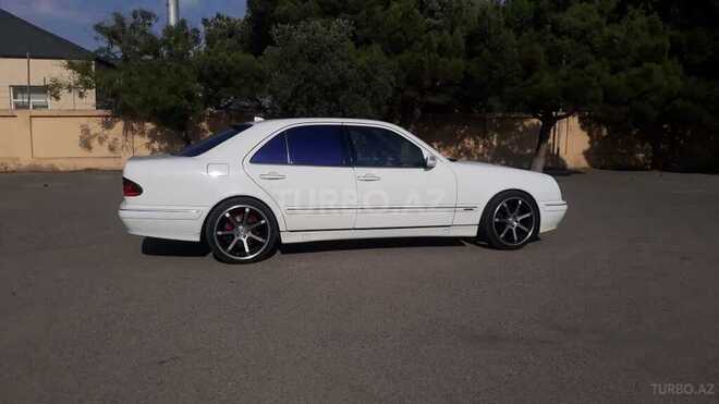 Mercedes E 240 1999, 700,000 km - 2.4 l - Bakı