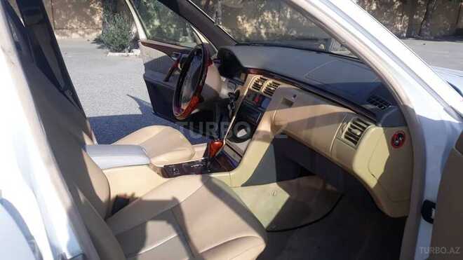 Mercedes E 240 1999, 700,000 km - 2.4 l - Bakı